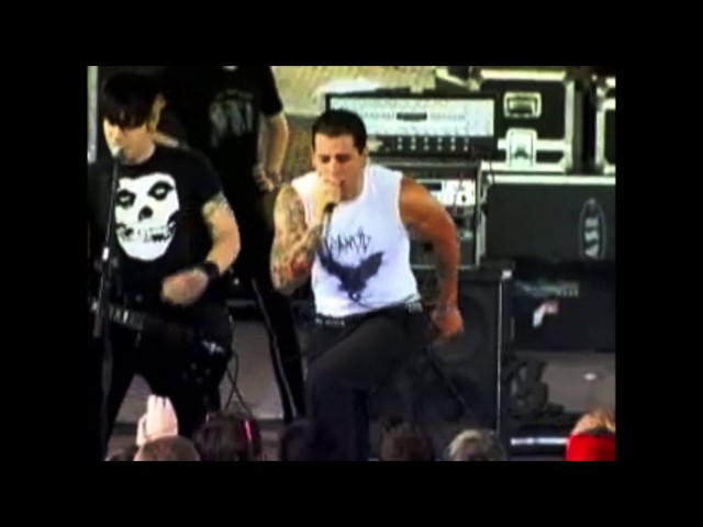 A7X - Unholy Confessions Live at Furnast Fest 2003 class=