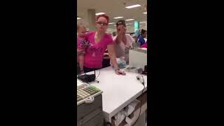 Sears’ Customer Gets Upset Over Refund