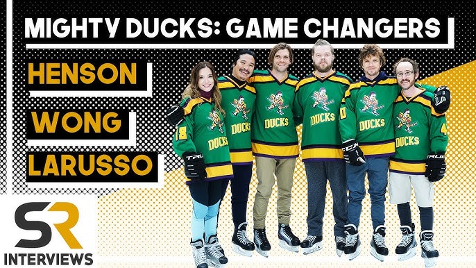 The Mighty Ducks: Game Changers Reunites Beloved Movie Characters