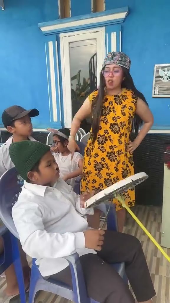 Vidio kocak dan gokil @nyaikembang1nyaikembang1 /cari mama baru ??