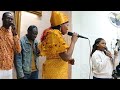 ترنيمة بلغة الام المرنمة نانا احمد