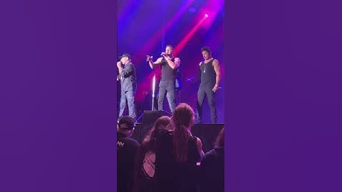 98 Degrees *THONG SONG (trl mix)* Red Bank, NJ 8/24/25