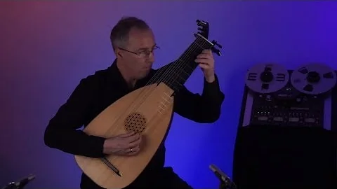 J.S. BACH, Sarabande BWV 825, Anton Birula - baroque lute, www.luteduo.com