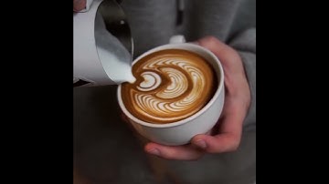 Latte Art ▪︎ Wing Tulip