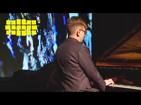 Víkingur Ólafsson - Glass: Études, No. 5 | Yellow Lounge