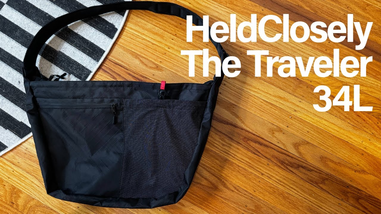 ★ ★ウルトラライト フラップ メッセンジャーバッグ The Ultralight Messenger Bag That Blew Me Away | HeldClosely