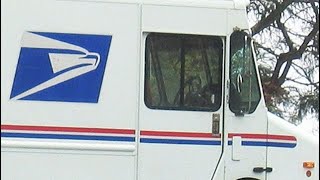 U.S. postal worker robbed in Boston, police say