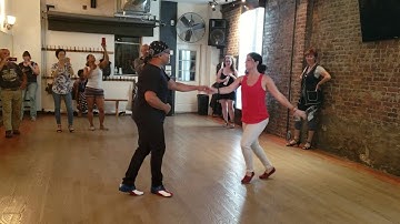 On2 Salsa Demonstration at Salsa Salsa Dance Studio