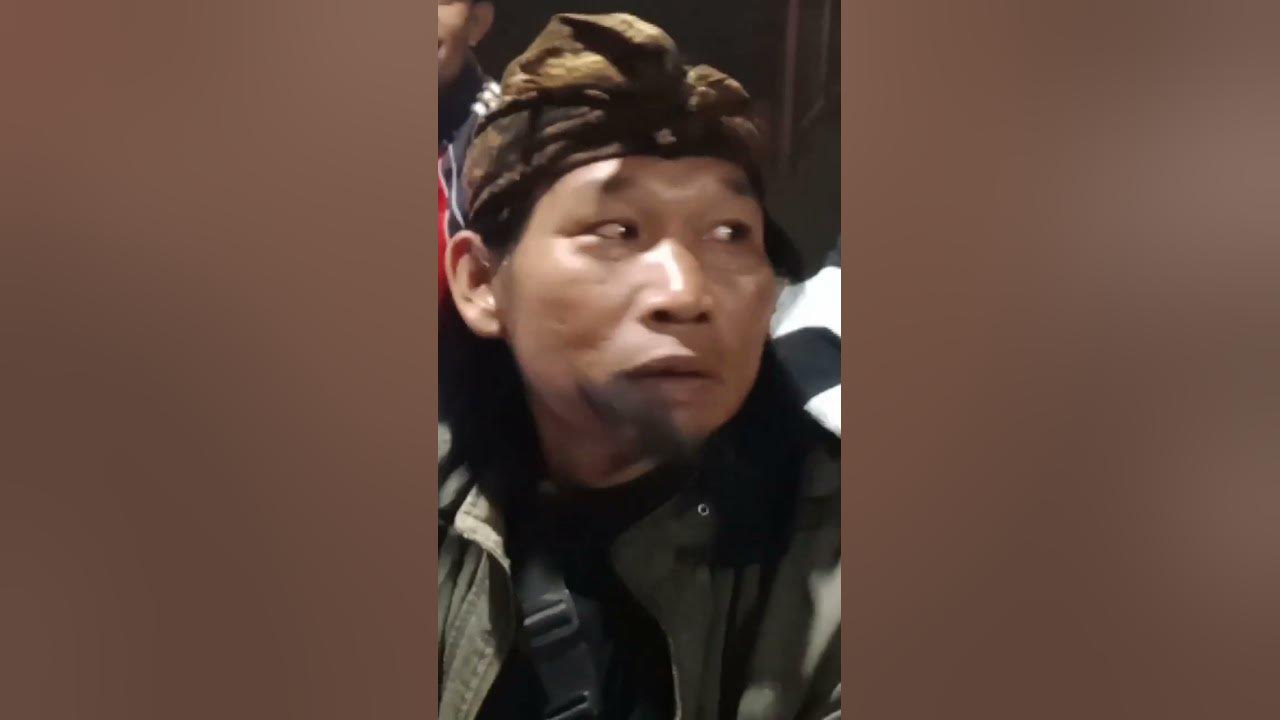 detik detik jatuhnya kumis penjual sate #hiburansegar #comedy  #fypシ゚viral