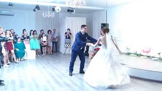 Самый классный свадебный танец!!! Флешмоб,микс)))
