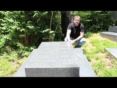 The Vanderbilt Mausoleum Moravian Cemetary Youtube