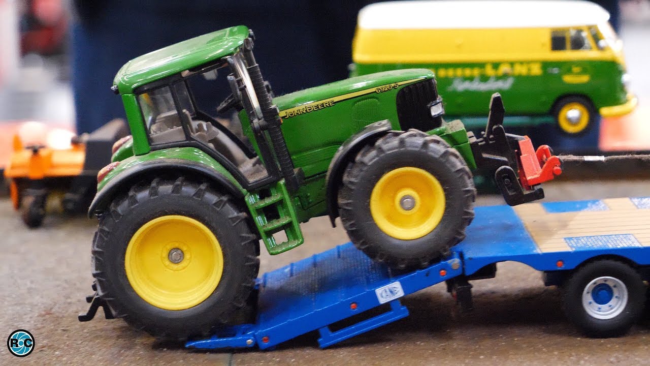 FARMING IN 1:32 SCALE - HANDEMADE SIKU CONTROL TRACTORS WORKING ON