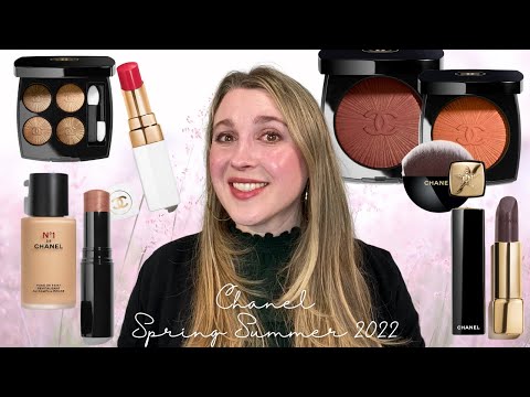 Chanel La Pausa Spring 2022 Makeup Collection Review and Swatches