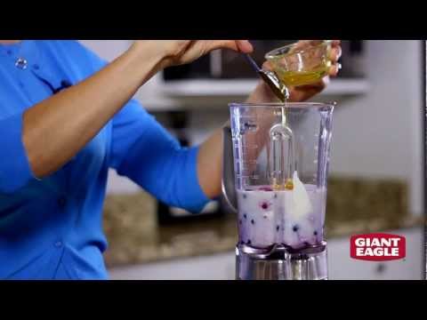 How to Make a Mixed Berry Yogurt Smoothie - Recipe | Giant Eagle