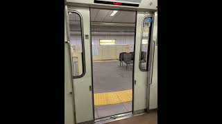 Osaka Metro今里筋線80系愛車13編成のドア閉シーン