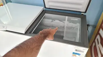 Como tirar água do freezer?