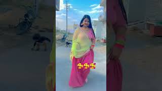 Insta Star Nidhi Super Star