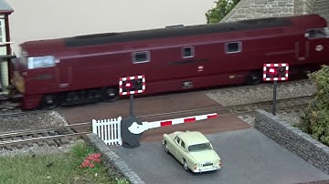 HM125: Train Tech level crossing lights