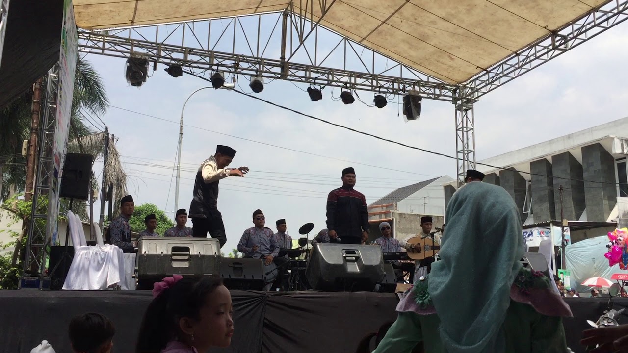 tarian jafin nebrazz فَارِجَ الْهَم يَا كَاشِفَ الْغَمْ