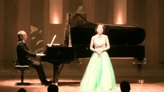 Soprano ; FUKUDA Mikiko "Nos souvenirs qui chantent" Poulenc & Bonn...