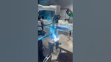 Collaborative robot automatic welding