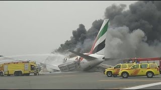 Emirates Airlines Boeing 777 crashed at dubai airport