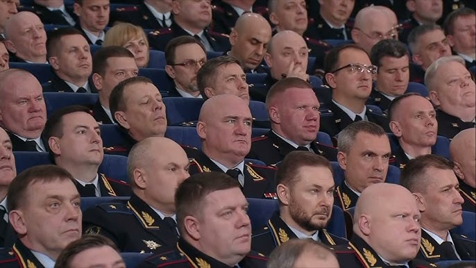 Махачкаладағы секс видео Бастық қызметкерді трахает (суретті қараңыз)