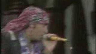 Vignette de la vidéo "Steve Van Zandt and Simple Minds - Sun City Intro"