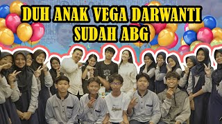 DUH.... ANAK VEGA DARWANTI SUDAH ABG!!!