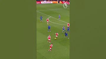Bukayo Saka Twists Scores For Arsenal 