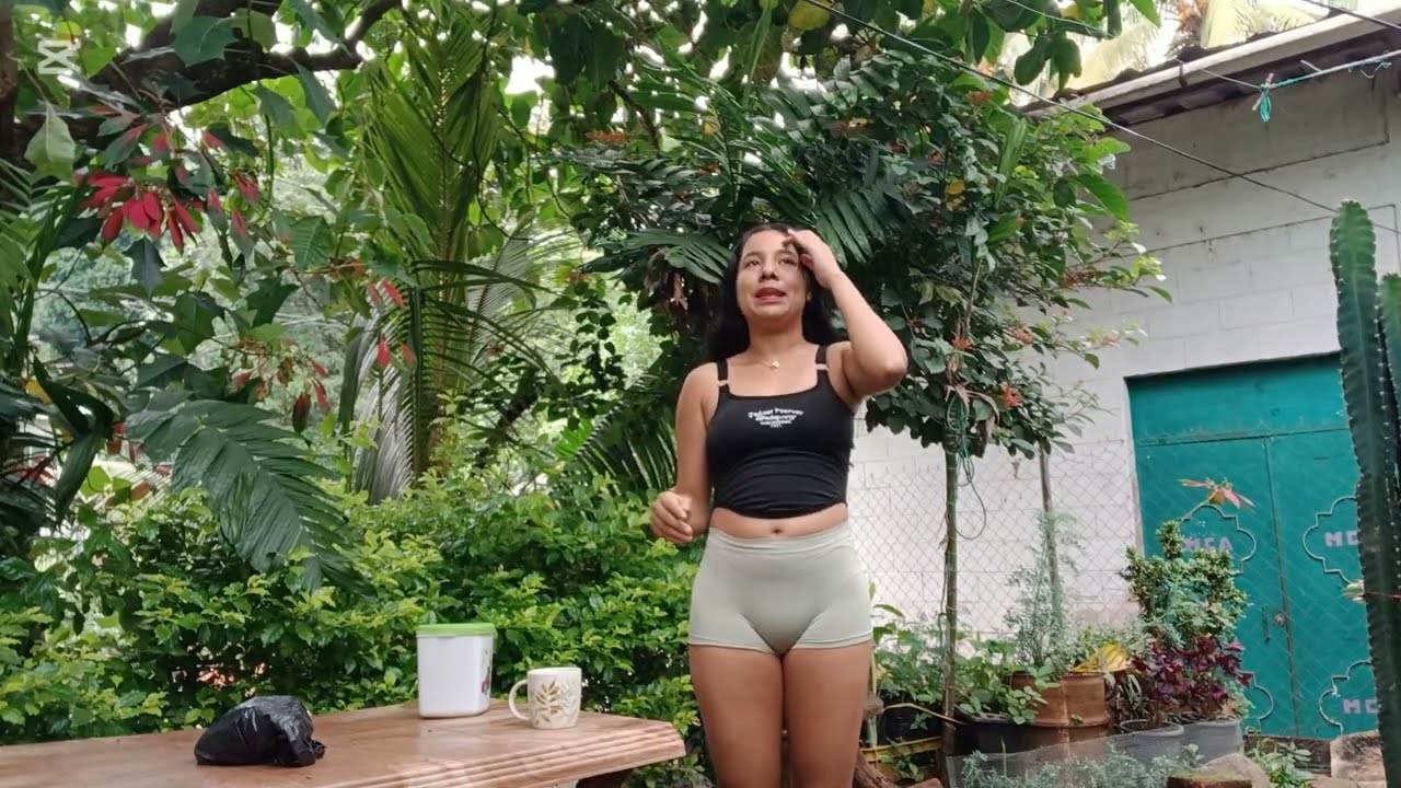 Cafecito con pan de yema😍😁se aproxima la lluvia ☔️ 🌧