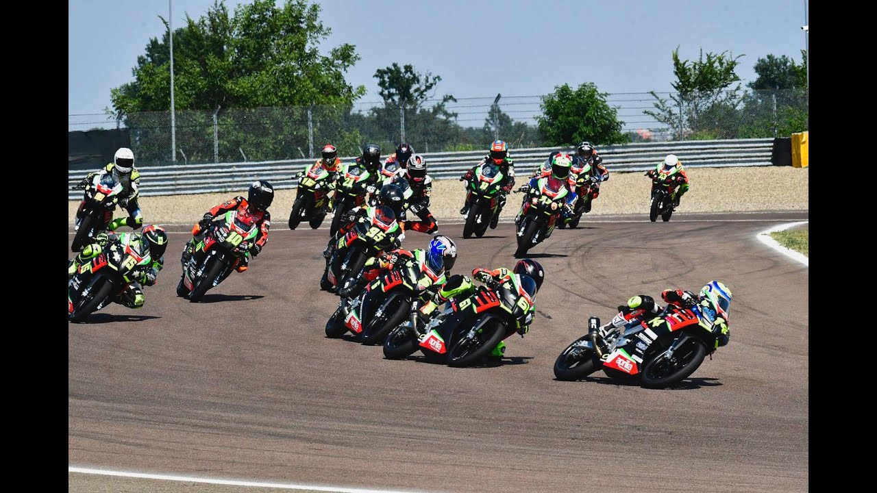 LIVE RACE 1 - ROUND 1 COTA 2022 North America Talent Cup