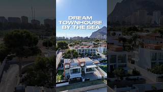 MODERN TOWNHOUSE FOR SALE IN A QUIET GREEN AREA OF CALPE | 755 000€