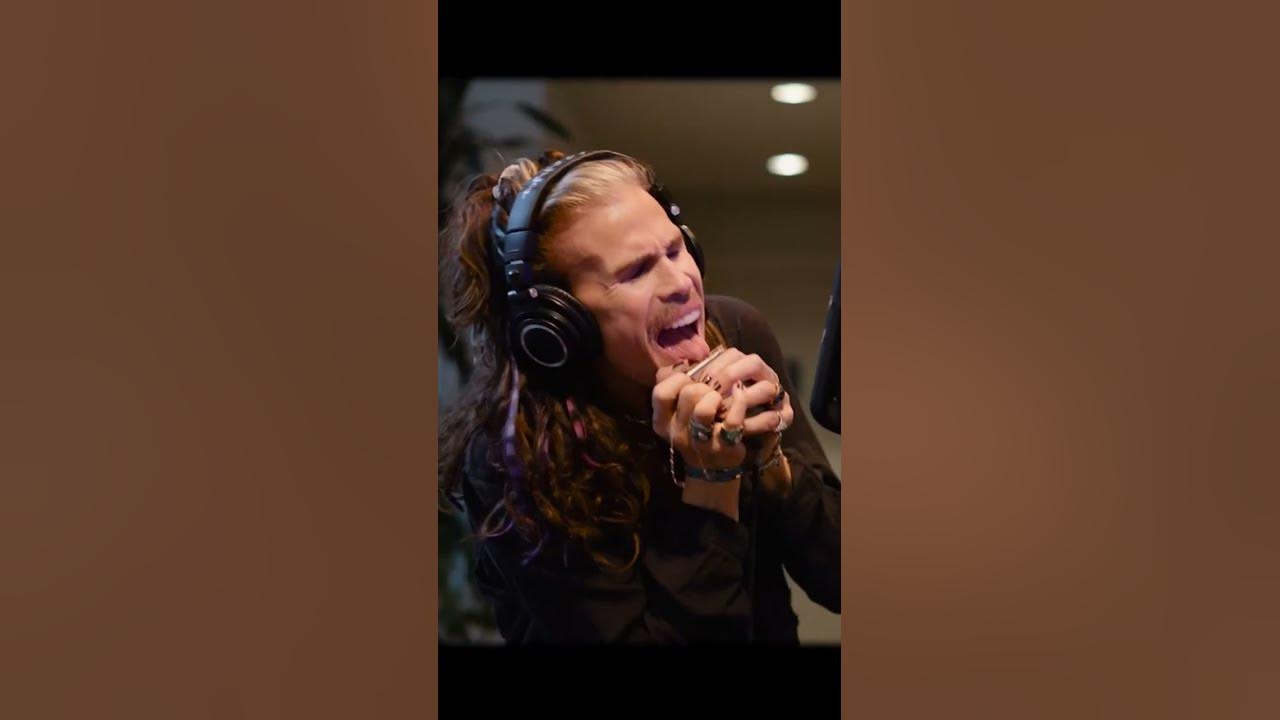 Slash feat. Brian Johnson - Killing Floor - Steven Tyler Harmonica Solo