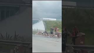 Ужас, Горит Газель на Северном объезде!!