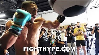 HIGHLIGHTS | TEOFIMO LOPEZ BEST MEDIA WORKOUT SINCE MAYWEATHER RETIRED; GREATEST SHOWMAN ENTERTAINS