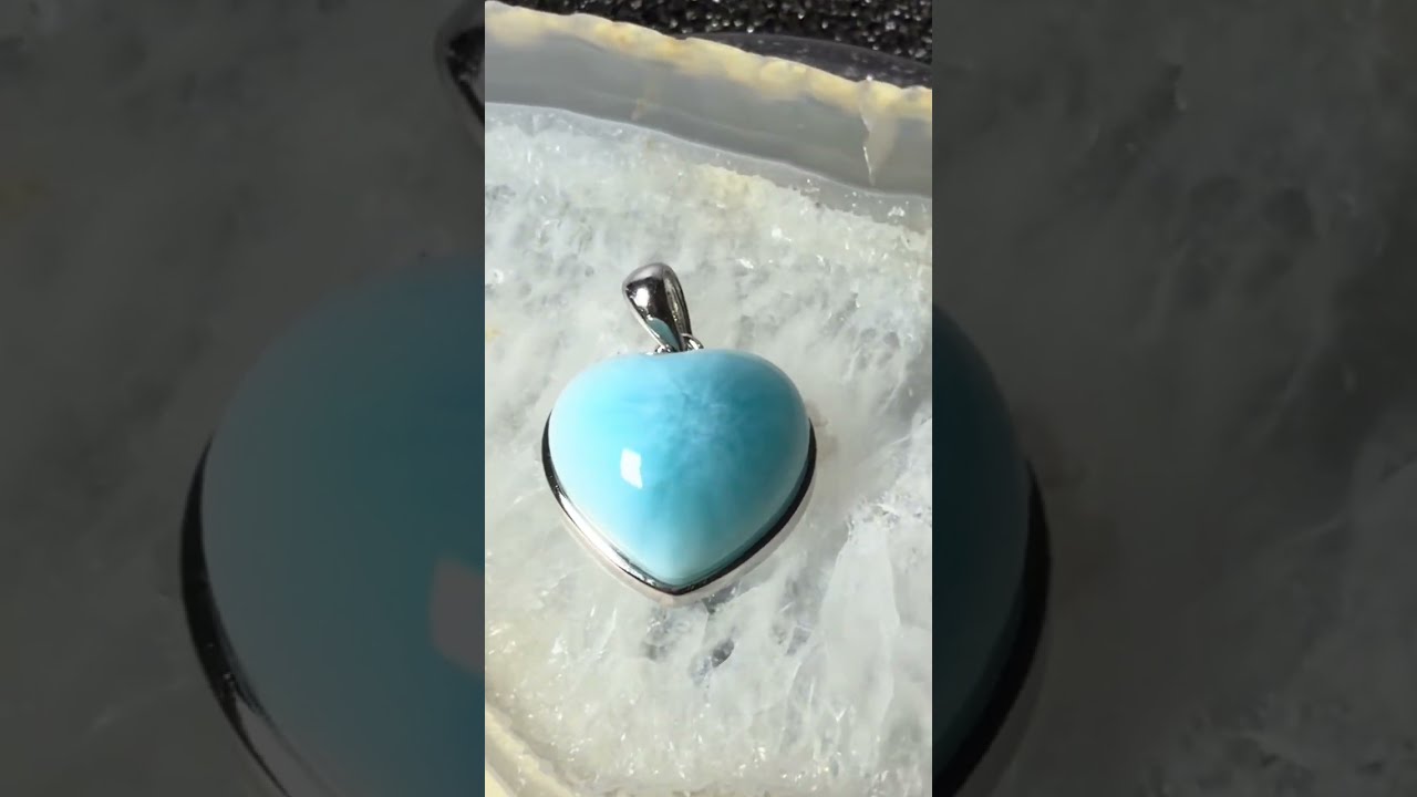 ラリマー ハート型 ペンダントトップ / Larimar Heart Pendant - YouTube