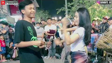 MASNYA SENYUM2 SAMA SI MANIS -- MUNDUR ALON-ALON -- ANGKLUNG RAJAWALI MALIOBORO YOGYAKARTA