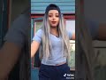 شو شفته بشارع الاحمر في ايده قليم حومره بتشيله من تزدان انا نزلته قبيل هيك يا مومز يا قمرين وحلوينصح