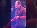 ياكنزي وكل ما ليا عمرو دياب يصطحب ابنته في حفل الدوحة على هامش كأس العالم 