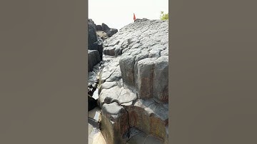 Hexagonal Column Rock||Basalt Rock||St. Marry Island||Malpe||Udupi|Column Rock #malpe #stmaryisland