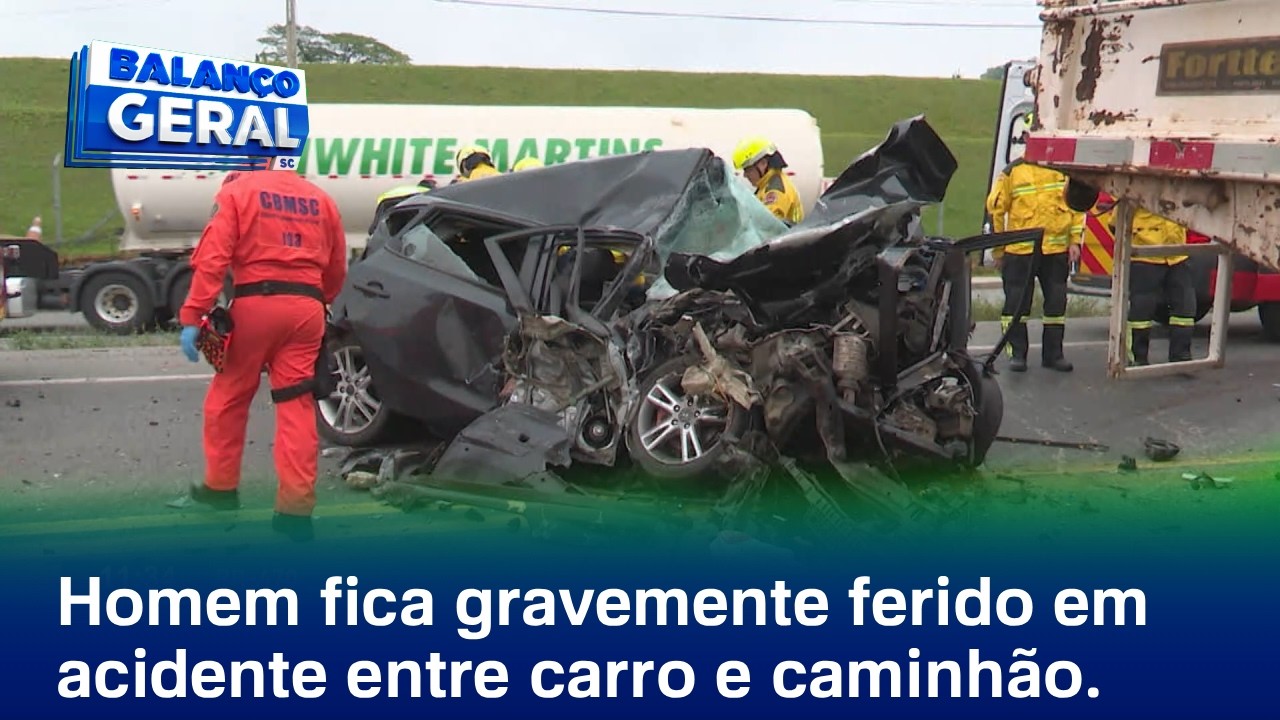 BR-470: acidente entre carro e caminhão deixa homem gravemente ferido