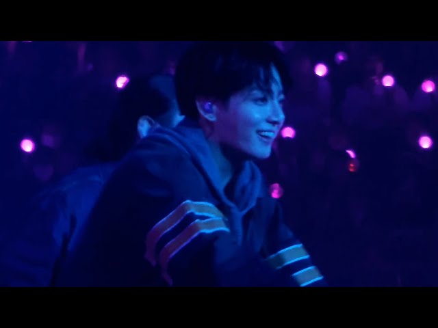 231120 Jung Kook ‘GOLDEN’ Live On Stage Please Don't Change (feat. DJ Snake) Full ver. Fancam class=