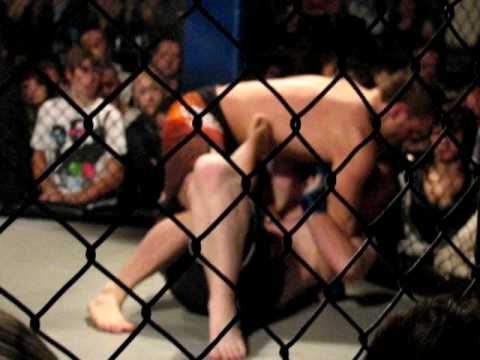 Gavin Kidd vs Ashley Collins : Rage in a Cage, Round I