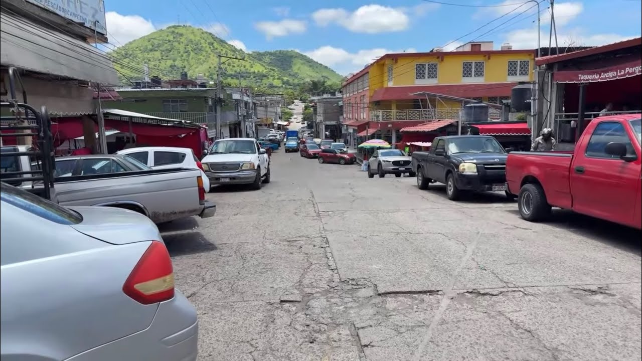 CAMINANDO POR ‼️NUEVA ITALIA‼️