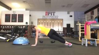 Plank into alternating T plank