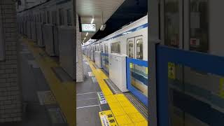 東武 8000系で1番古い編成で東京スカイツリー10年記念ヘッドマーク付き急行柏行き船橋駅発車