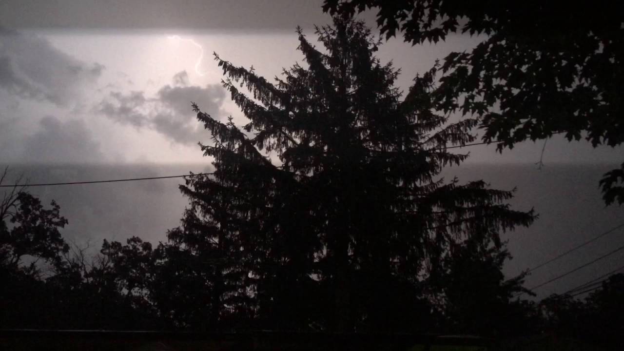 2016-08-13 - Severe Nighttime Thunderstorm (Hudson, NY) [RH]