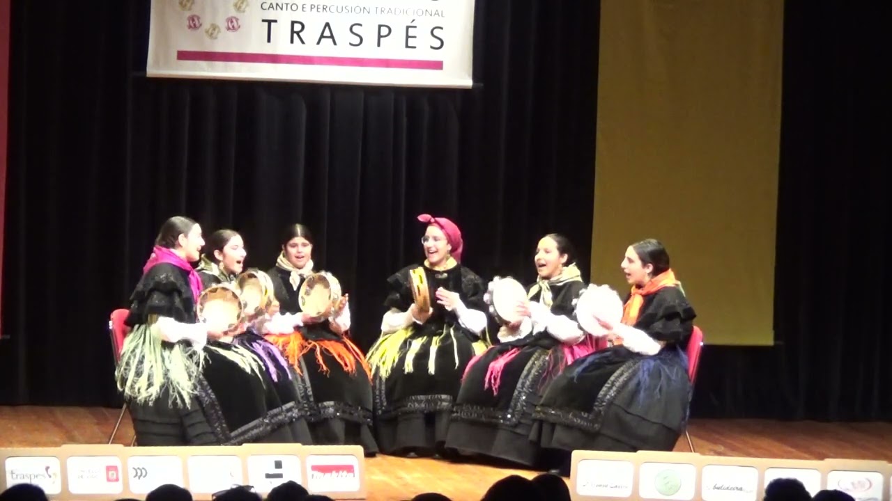 CINCO FERREÑAS, da A.M.B.T. Vai de Roda (Rianxo)