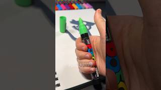 Drawing Toothless Dancing Meme with Posca Markers! #shorts